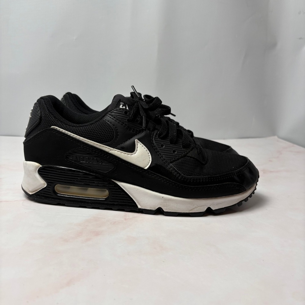 Nike Air Max 90 Womens Shoes Black White CQ2560-001 Sneakers Size 9